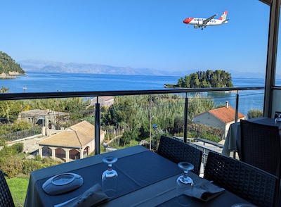 Nisos restaurant cafe